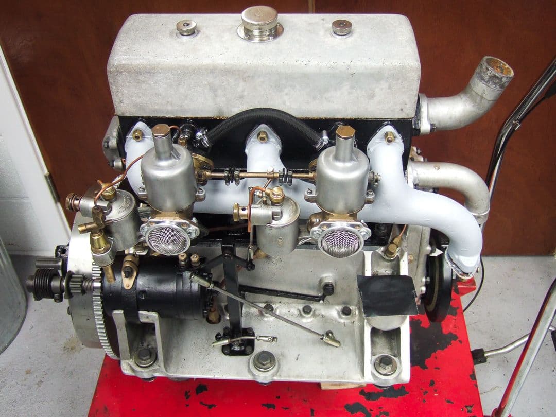 Alvis 12/50 engine
